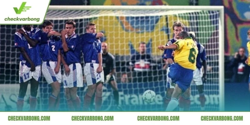 Khoảnh khắc tranh cãi trong trận đấu lớn