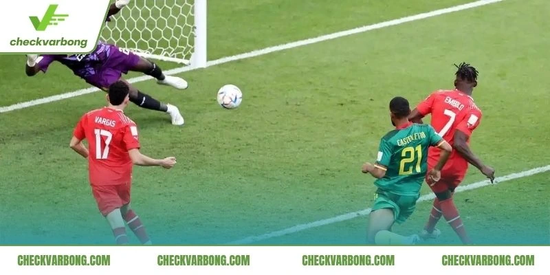 Những điểm khác biệt trong luật thi đấu sân nhỏ